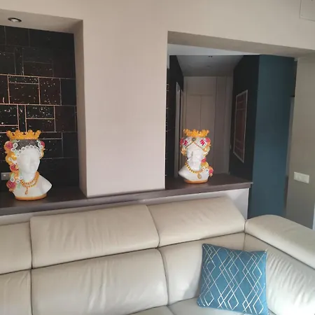 Merulana Romance - Luxury Boutique &