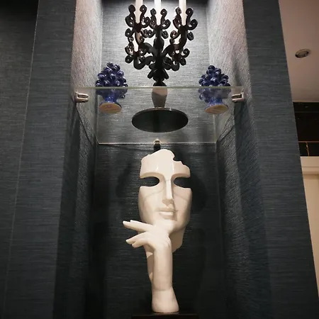 Merulana Romance - Luxury Boutique & * Rom